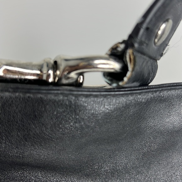 Coach black signature shoulder bag purse tote - Picture 4 of 10